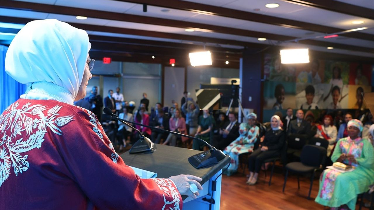 Emine Erdoğan'dan UNICEF Programında Küresel Çocuk Koruma Çağrısı