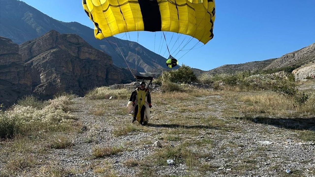 Erzurum'da Hava Sporları Festivali Coşkuyla Devam Ediyor