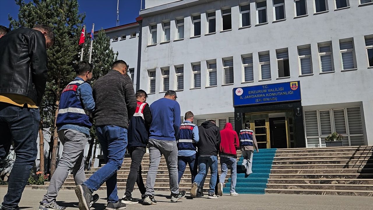 Erzurum'da Terör Propagandası Yapan 10 Şüpheli Gözaltına Alındı