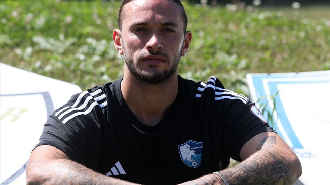 Erzurumspor FK, 6 Yeni Transferle Kadrosunu Güçlendirdi