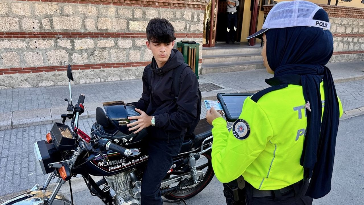 Eskişehir'de Motosiklet Denetimleri Artırıldı