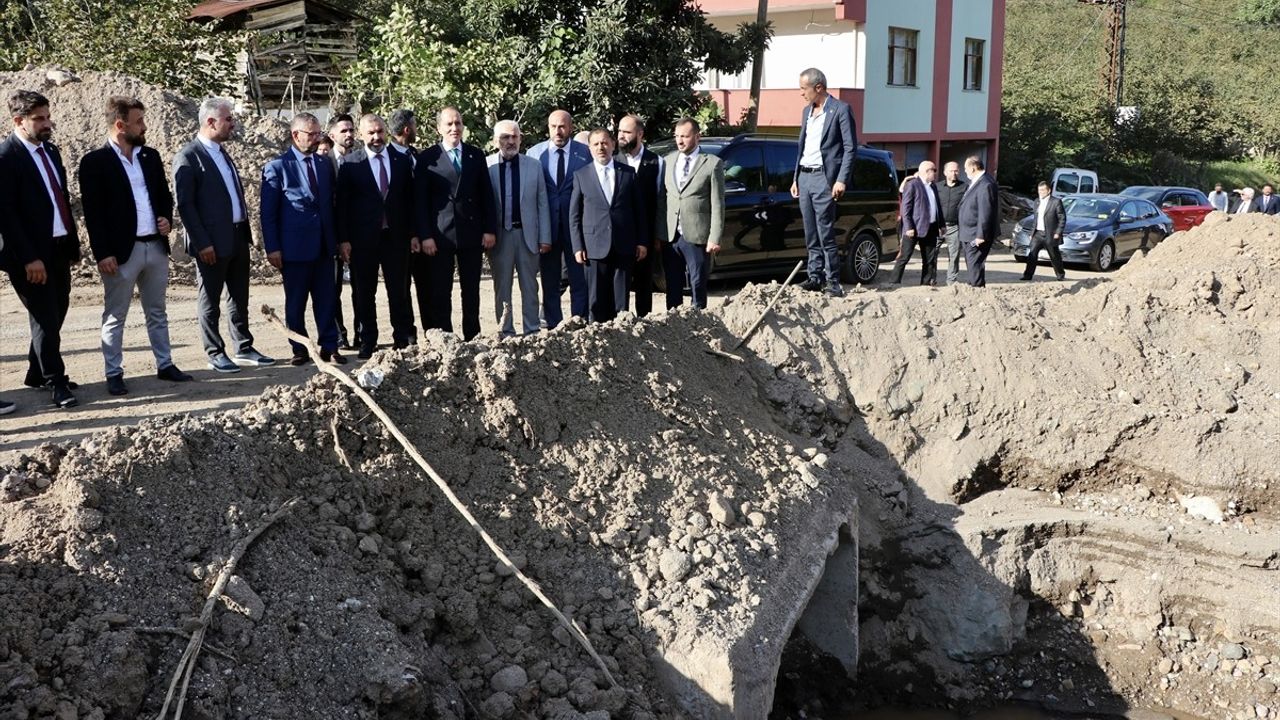 Fatih Erbakan Trabzon'da Ziyaretlerde Bulundu