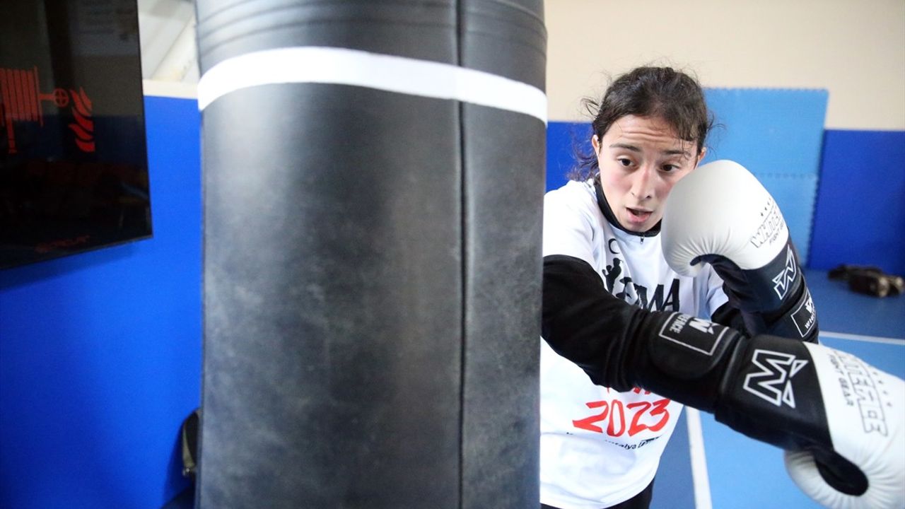 Gençler Muaythai Milli Takımı Dünya Şampiyonası İçin Tayland'a Hazırlanıyor