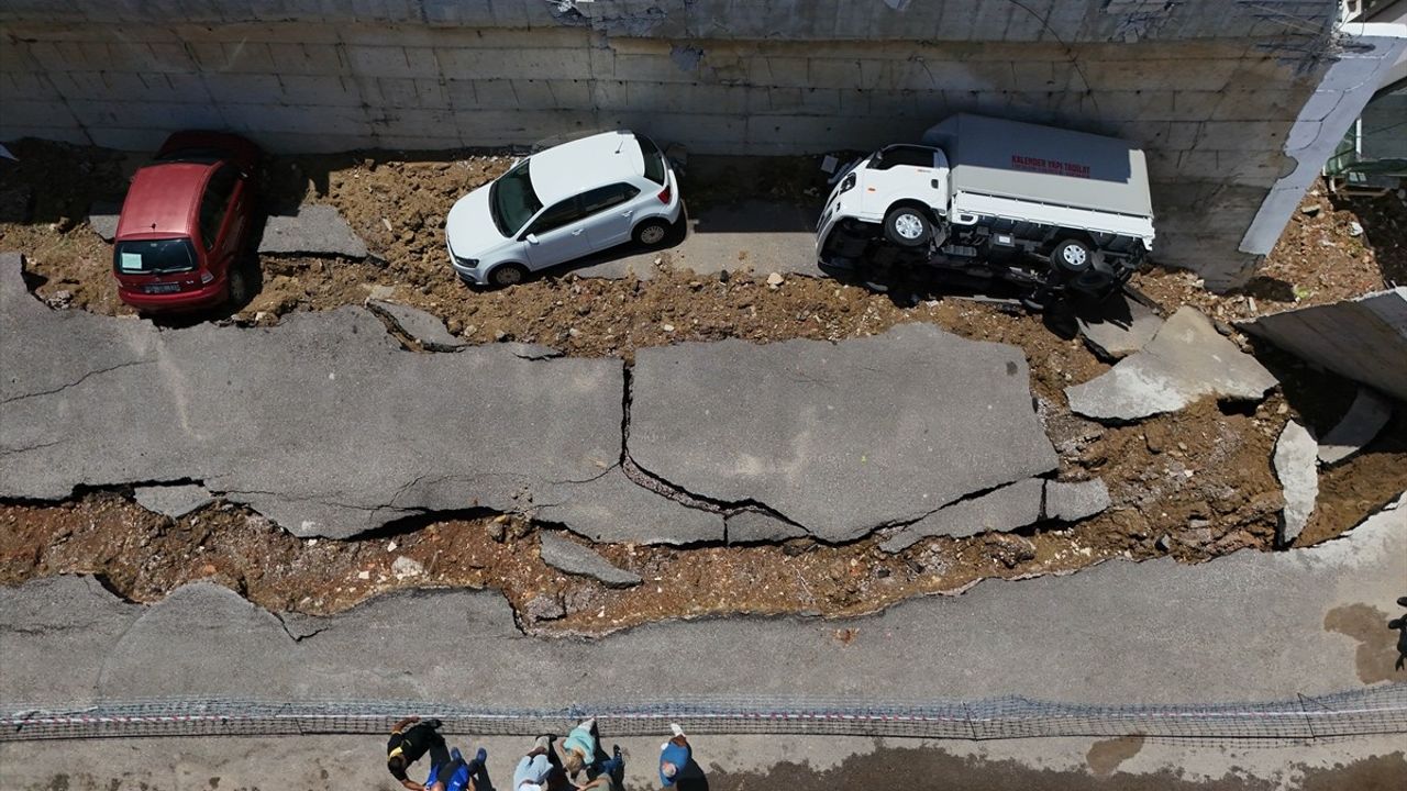 İzmir Menderes'te Sağanak Yağış Sonrası Sel Felaketi