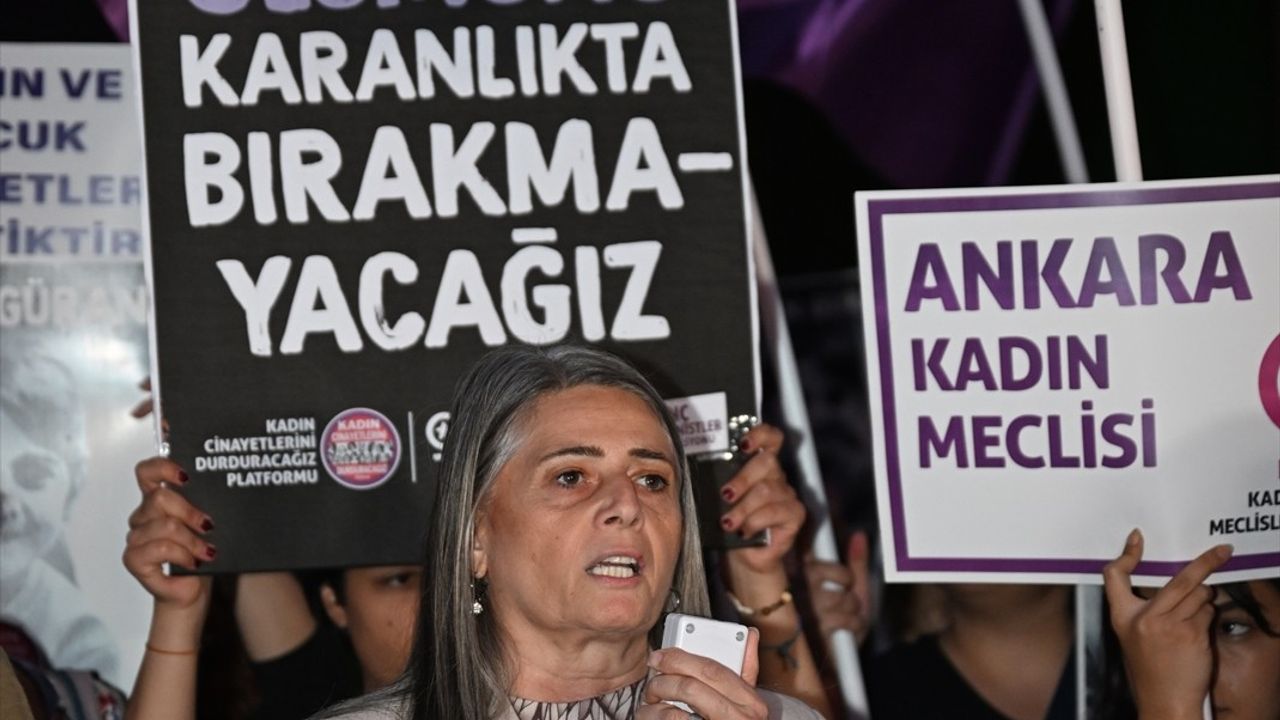 Kadın Sivil Toplum Kuruluşları Narin Güran'ı Protesto Etti