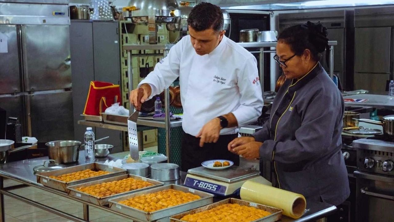 Karabük Üniversitesi Tayland'da Baklava Tanıttı