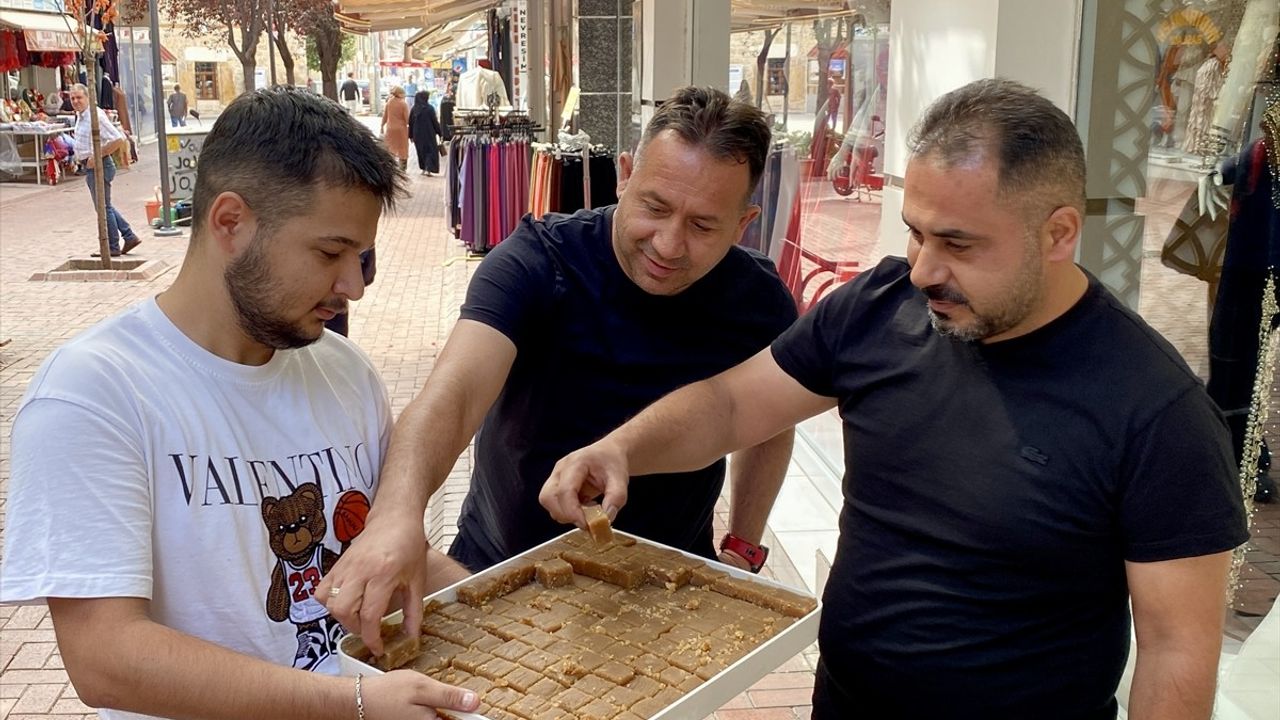 Kırşehir'de Ahilik Haftası İçin Esnafa Davul Zurna Eşliğinde Davet