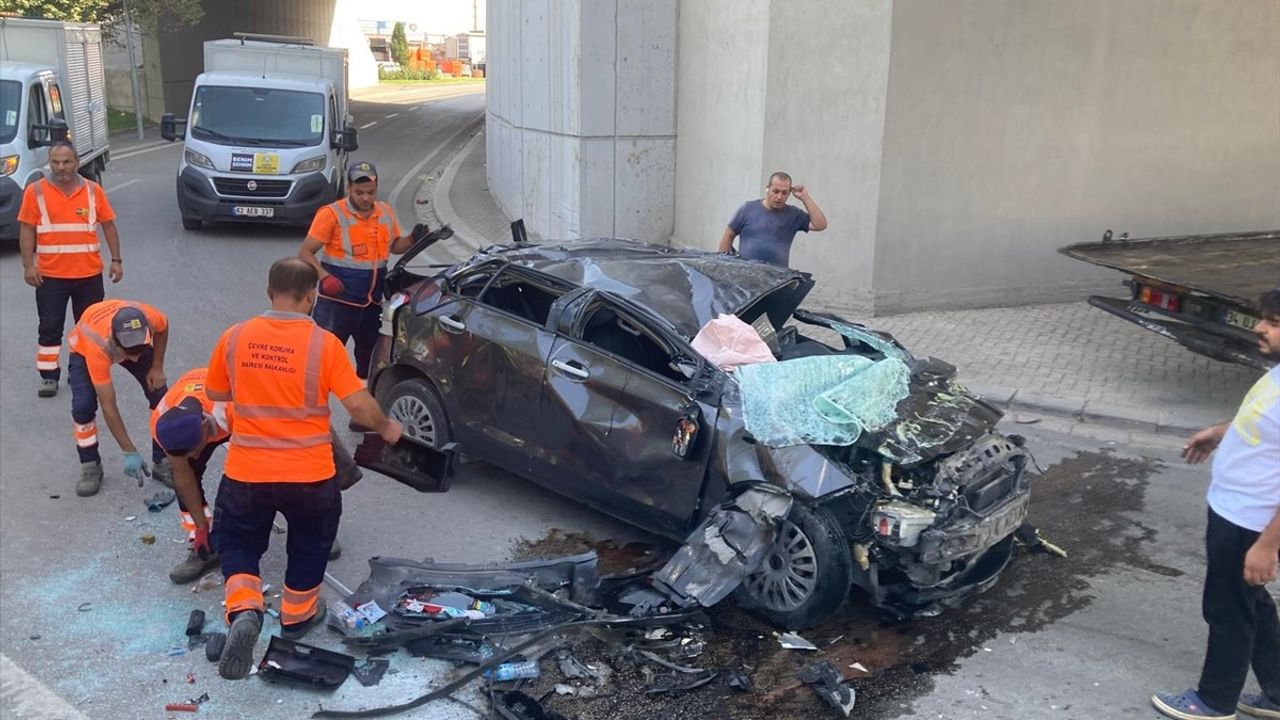 Konya'da Üst Geçitten Düşen Araç Kazası: Bir Hayat Kaybı