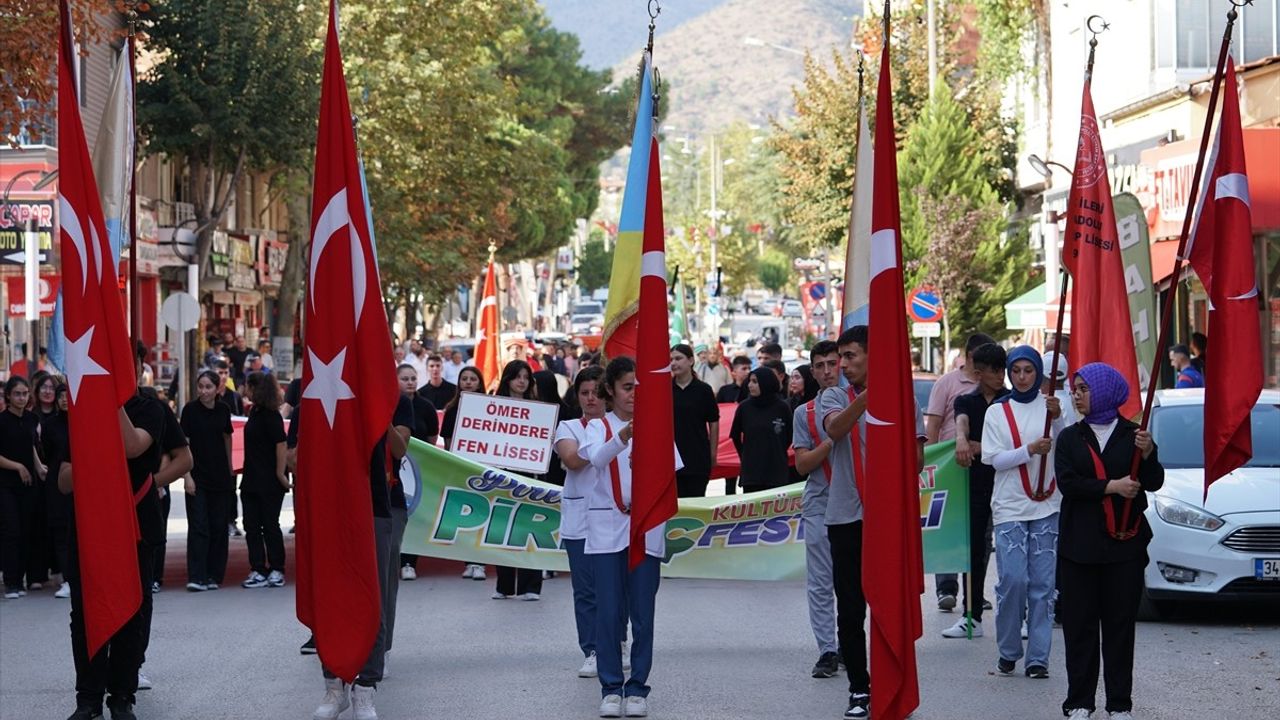 Osmancık'ta Geleneksel Pırlanta Pirinç Kültür ve Sanat Festivali Coşkuyla Başladı