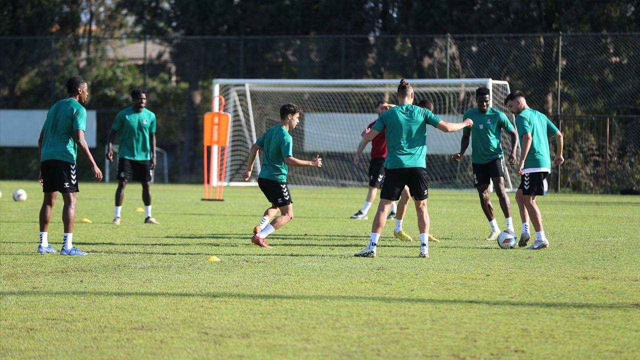 Sakaryaspor Yeni Yönetimiyle Yükselişe Geçmek İstiyor