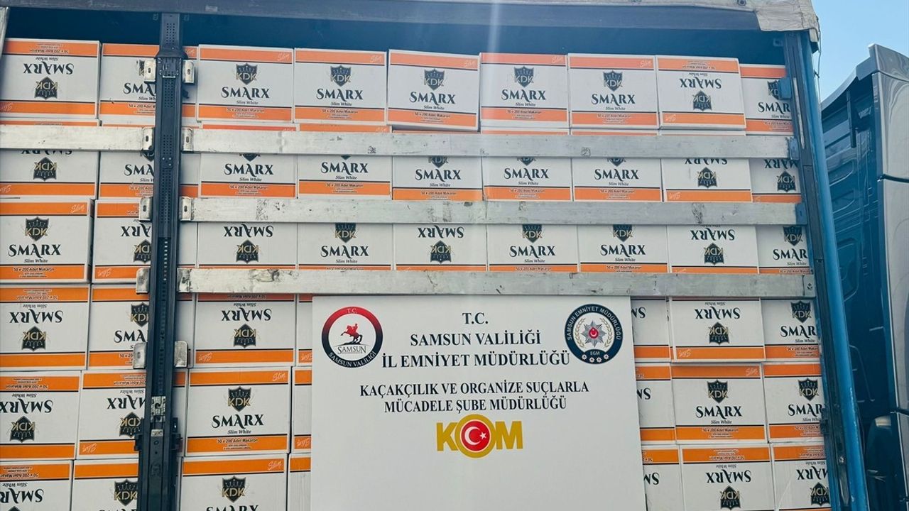 Samsun'da Kaçakçılık Operasyonu: 5 Milyon 730 Bin Makaron Ele Geçirildi