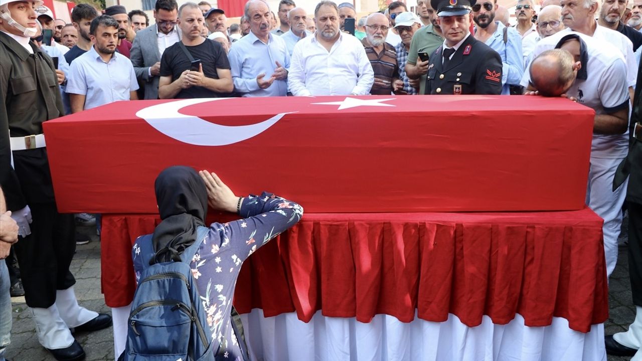 Şehit Piyade Üsteğmen Ömer Fatih Ayar Trabzon'da Uğurlandı