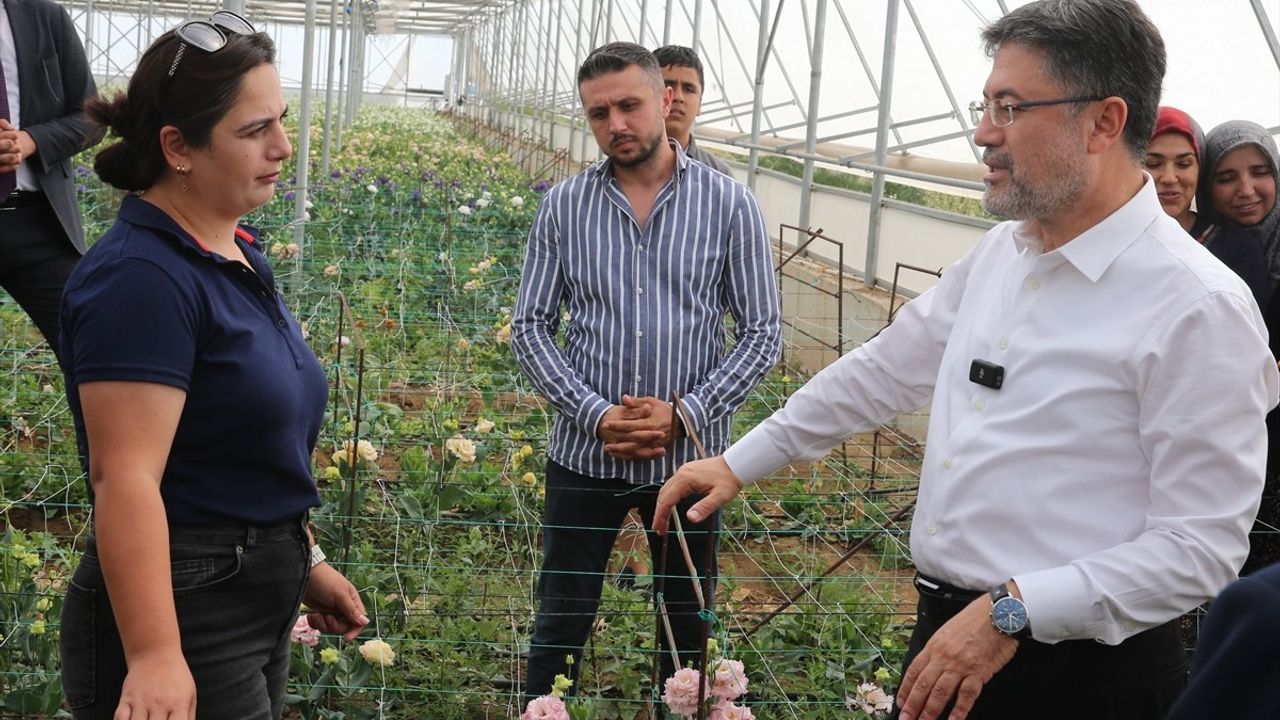 Tarım ve Orman Bakanı Yumaklı Tokat'ta Gıda Güvenliği ve Çiçekçilik Sektörünü Değerlendirdi