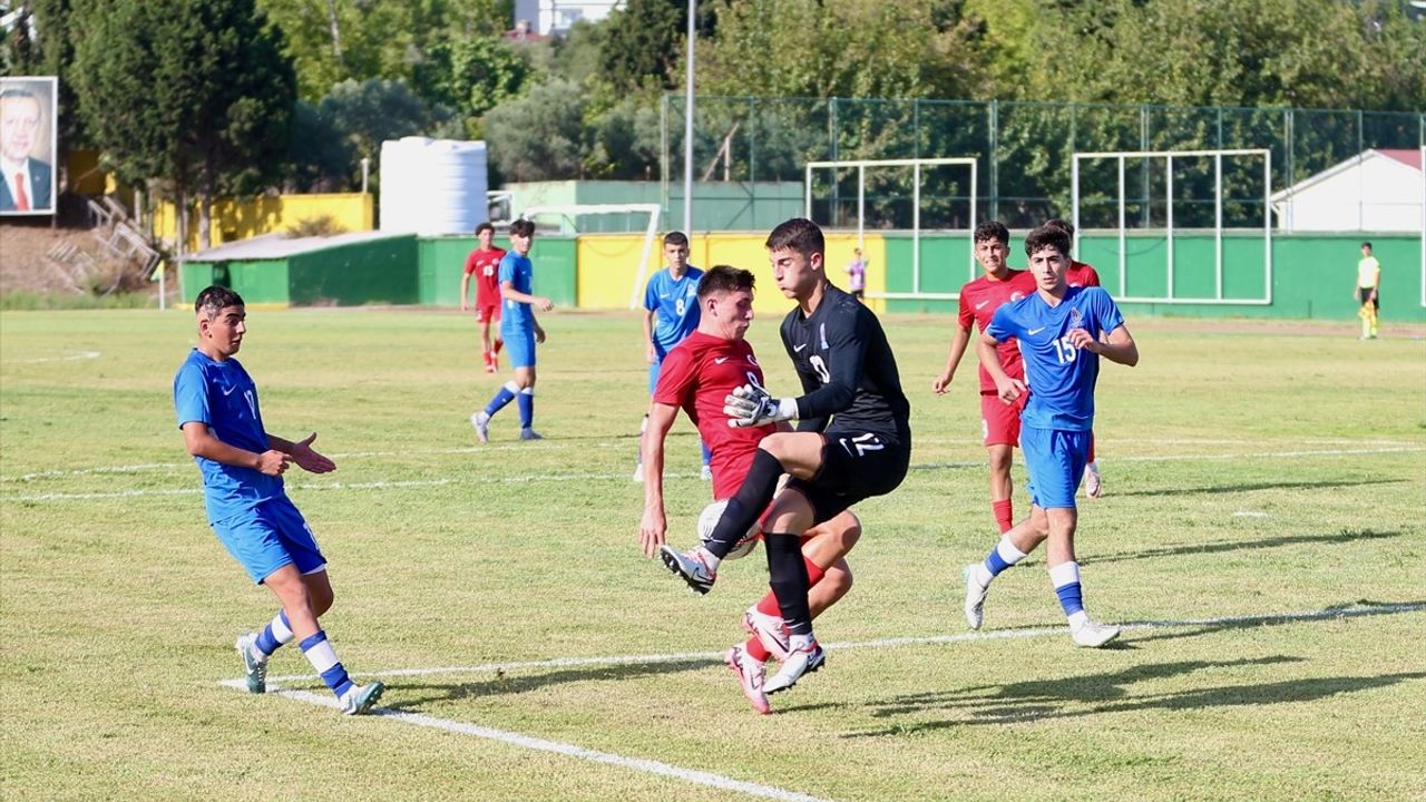 Türkiye 17 Yaş Altı Futbol Takımı, Azerbaycan'ı Farklı Geçti