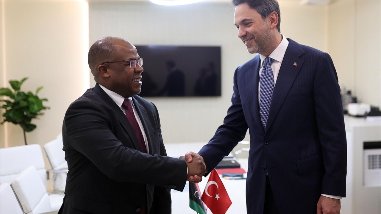 Türkiye ve Libya İşbirliği Enerji Forumu'nda Gelişiyor