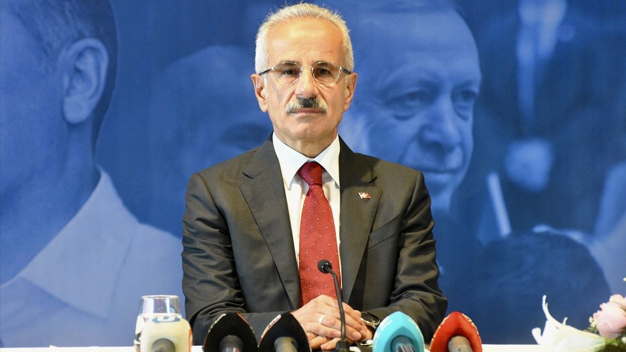 Ulaşım Gelişimi ve Yeni Anayasa Tartışmaları: Uraloğlu'ndan Önemli Açıklamalar