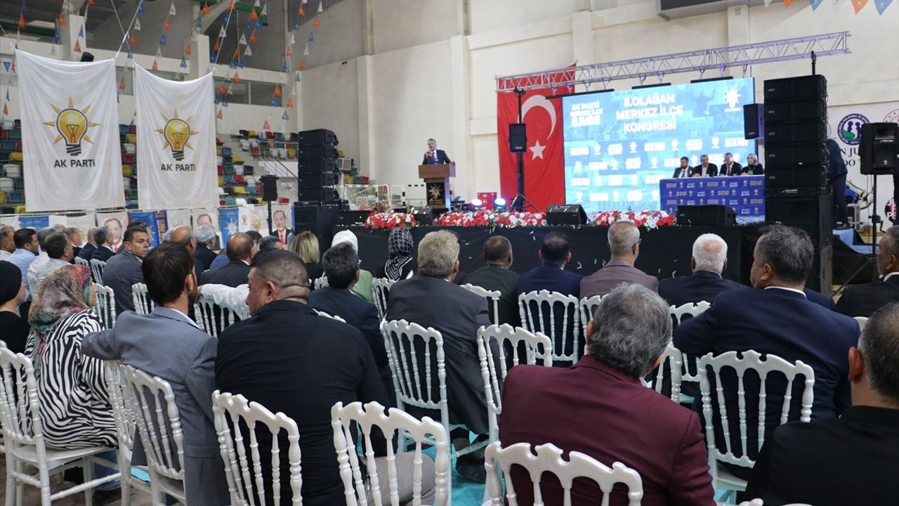 AK Parti Genel Başkan Yardımcısı Kandemir, Kilis'te Kongre Düzenledi