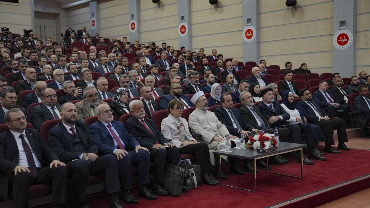 Aliya İzzetbegoviç Panelinde Diyanet İşleri Başkanı Erbaş'ın Açıklamaları