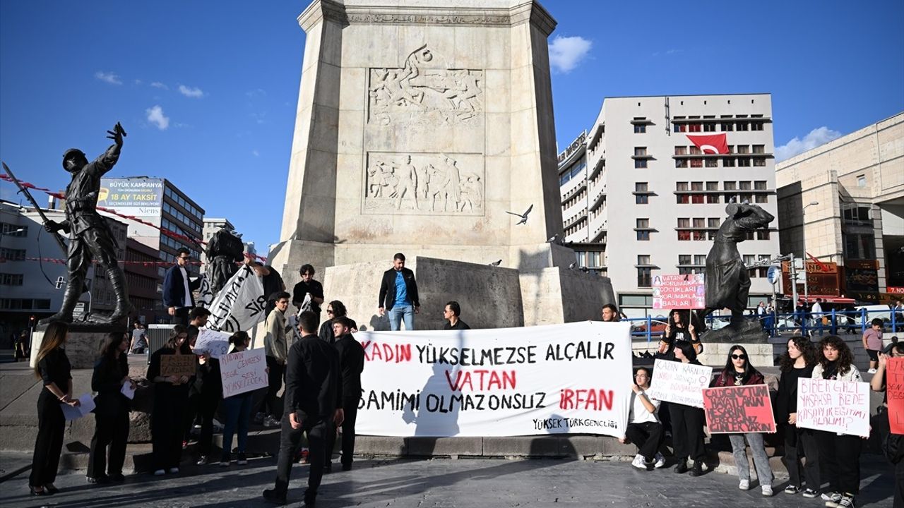 Ankara'da Üniversite Öğrencileri Kadın Cinayetlerine Karşı Ses Verdi