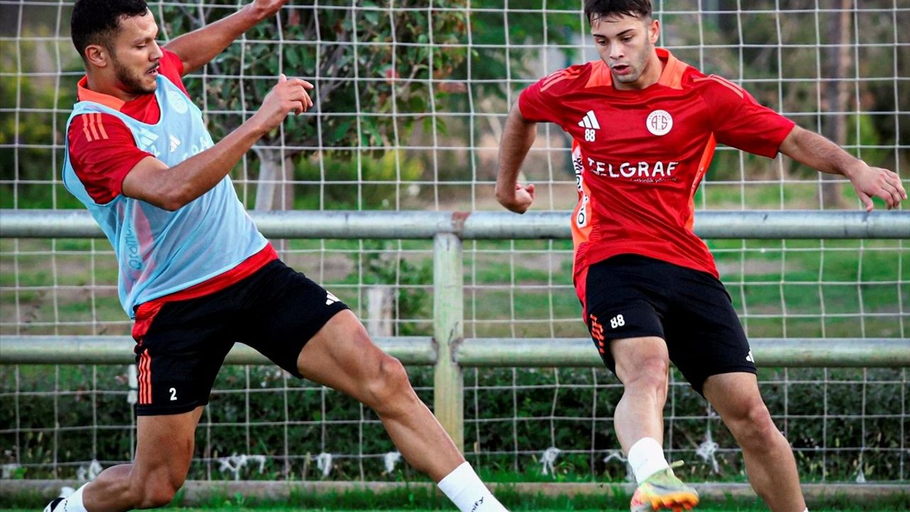 Antalyaspor, Galatasaray Maçı İçin Hazırlıklarını Yoğunlaştırdı