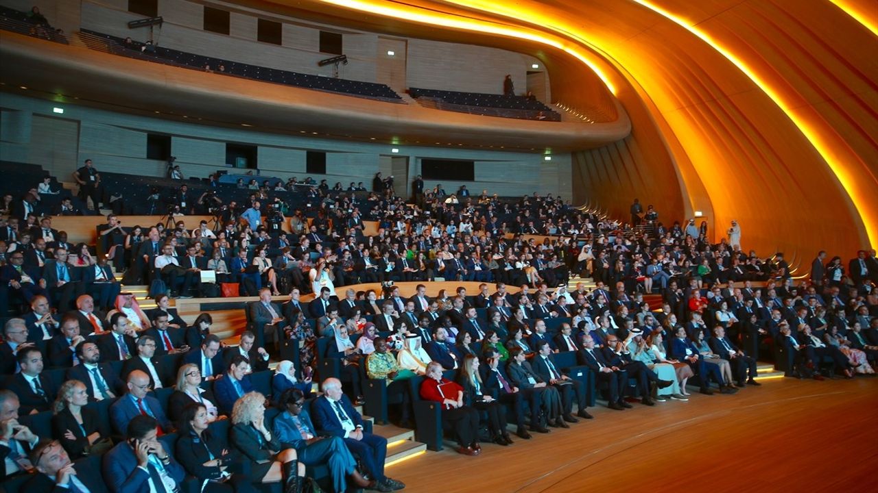 Azerbaycan Cumhurbaşkanı Aliyev'den İklim Değişikliği İçin İşbirliği Çağrısı