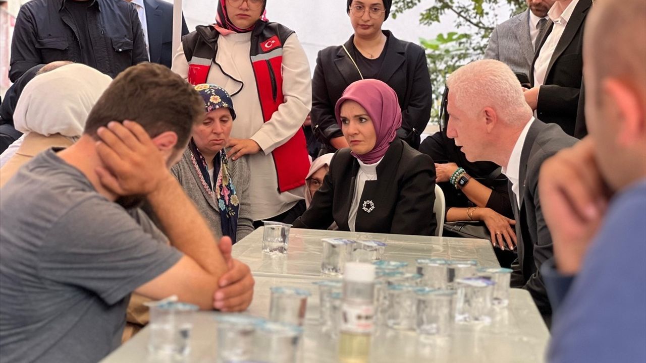 Bakan Göktaş, İstanbul'daki Kadın Cinayetleri İçin Taziye Ziyareti Gerçekleştirdi