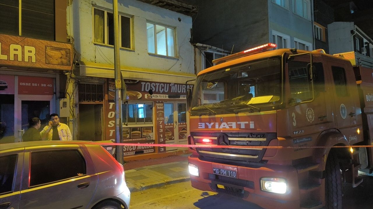 Bursa'da Yangın Felaketi: Yaşlı Adam Hayatını Kaybetti