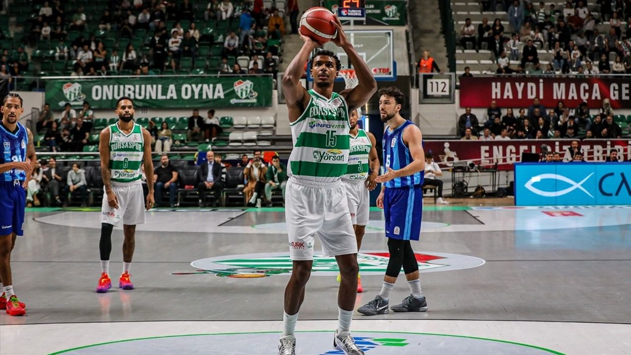 Bursaspor Basketbol, Türk Telekom'u Mağlup Etti