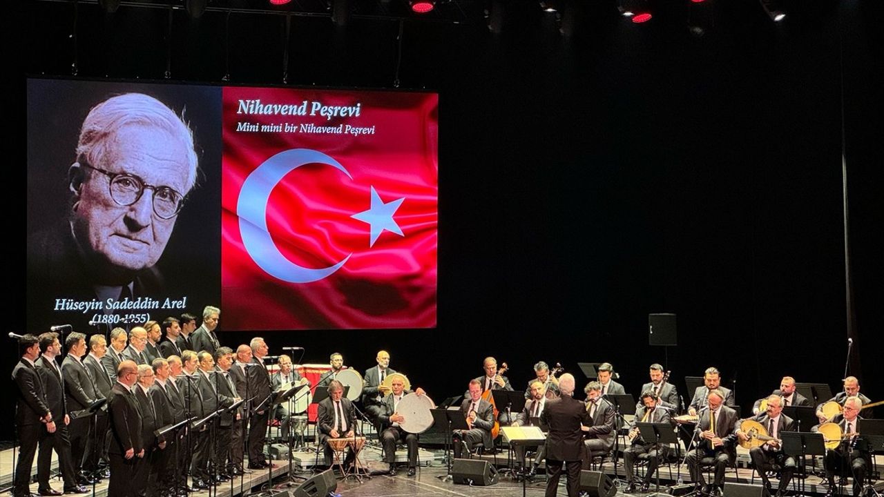 Cumhuriyet Bayramı'nda AKM'de Müzik Ziyafeti