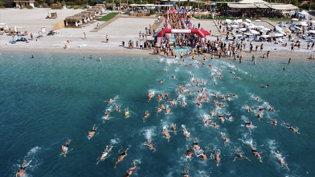 Fethiye'de 5. Uluslararası Spor Festivali Yüzme Yarışları Gerçekleştirildi