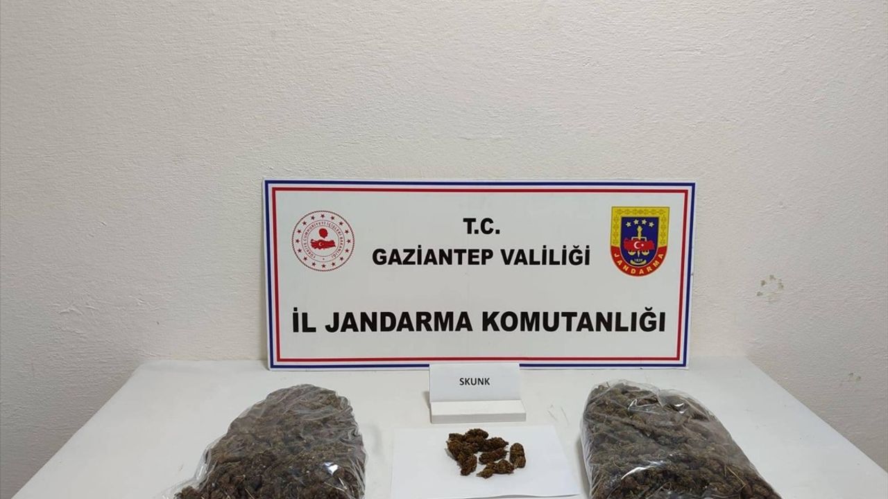 Gaziantep'te 5 Kilogram Sentetik Uyuşturucu ile Yakalanan Zanlı Tutuklandı