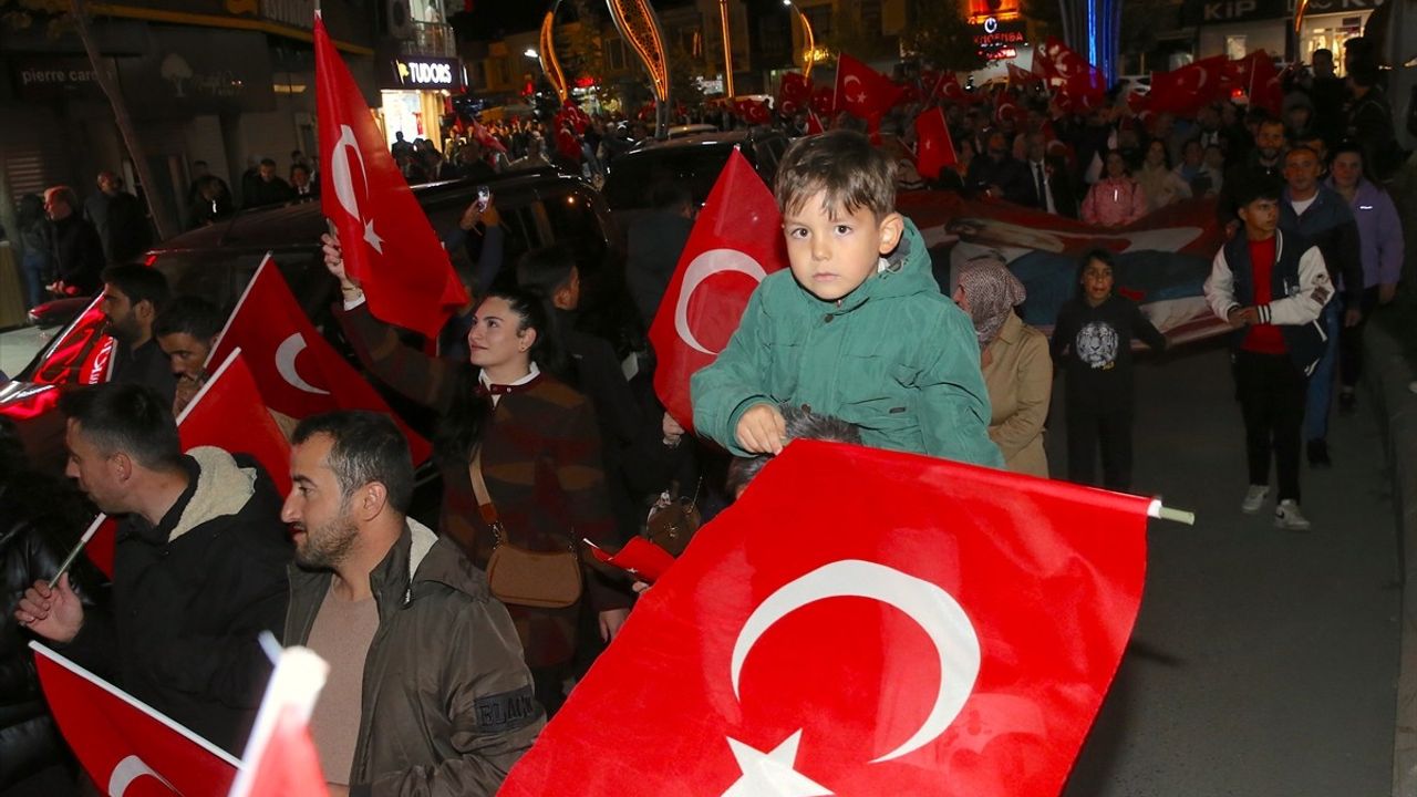 Hakkari'de Cumhuriyet'in 101. Yıl Dönümü Coşkusu