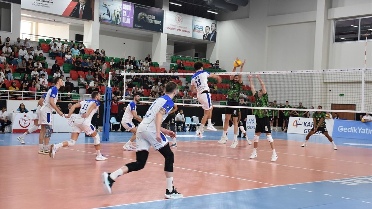 Halkbank, Cizre Belediyespor'u Zorlayıcı Maçta Yenmeyi Başardı