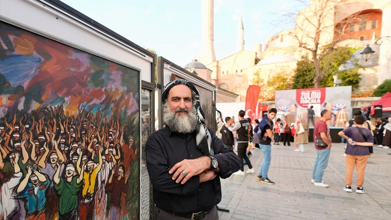 İstanbul'da 'Zulmü Fırçala' Etkinliği