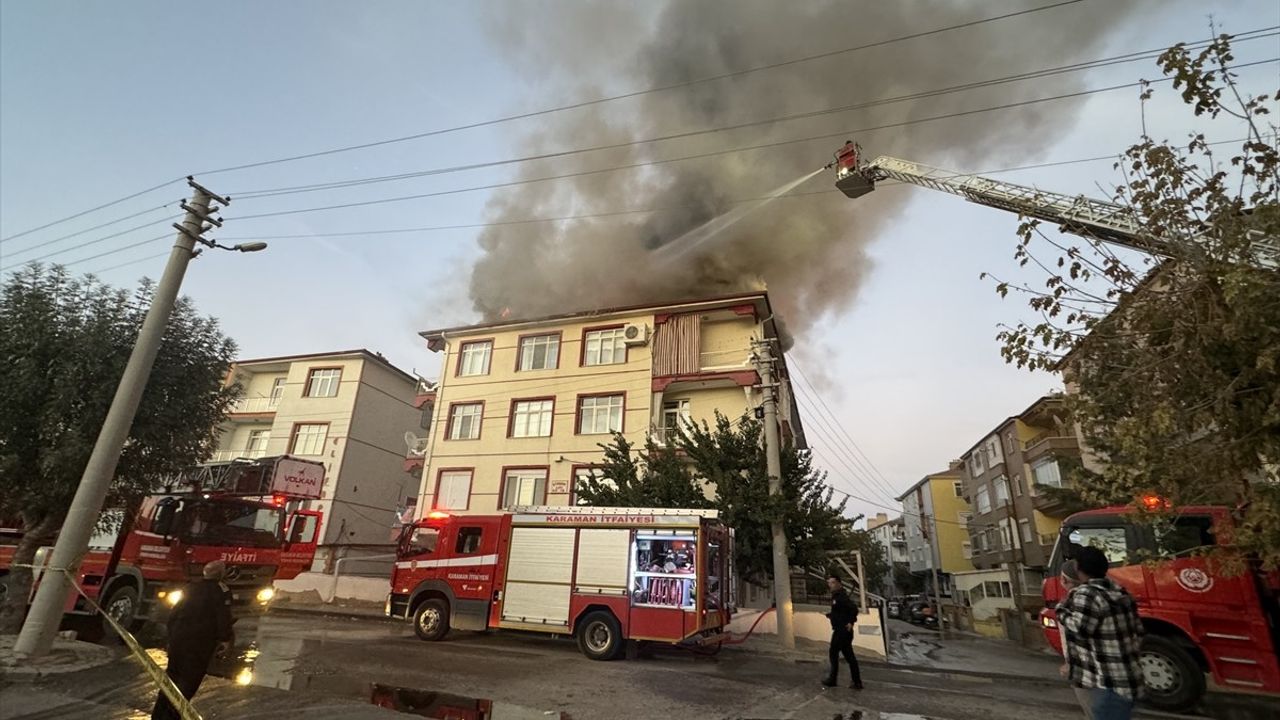 Karaman'daki Çatı Yangını Kısa Sürede Kontrol Altına Alındı