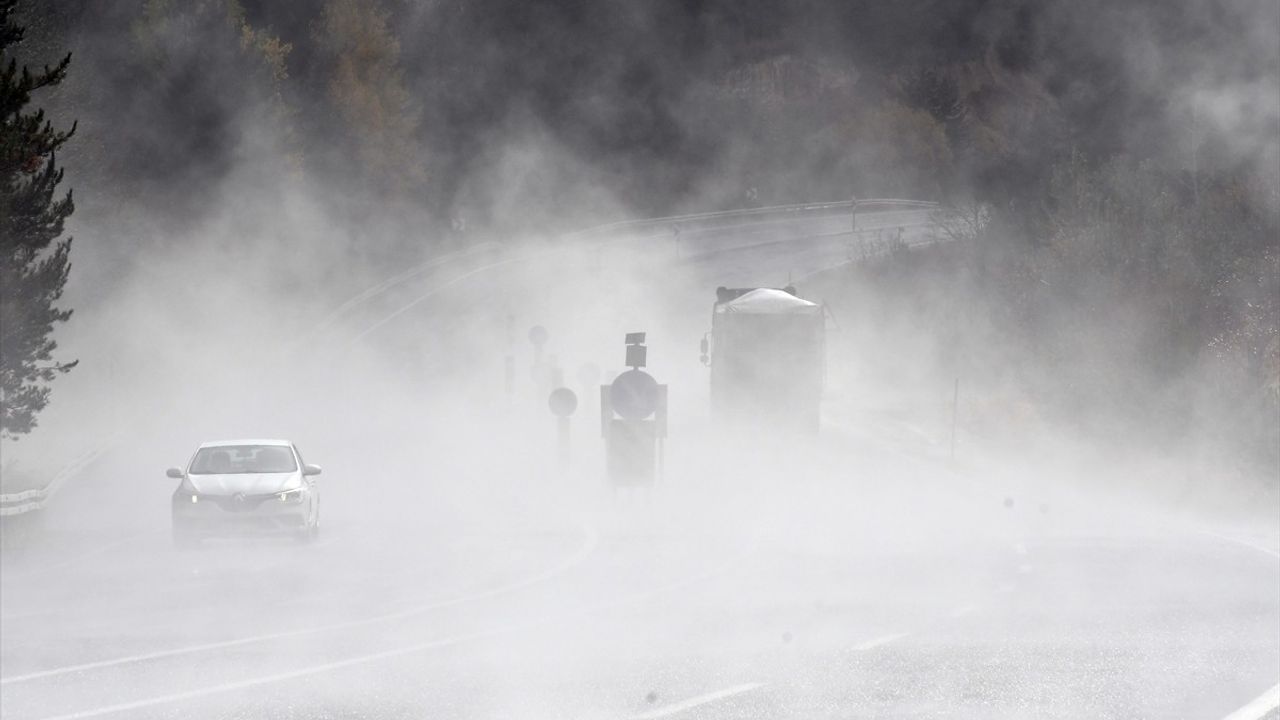 Kars'ta Soğuk Hava ve Buzlanma Etkili