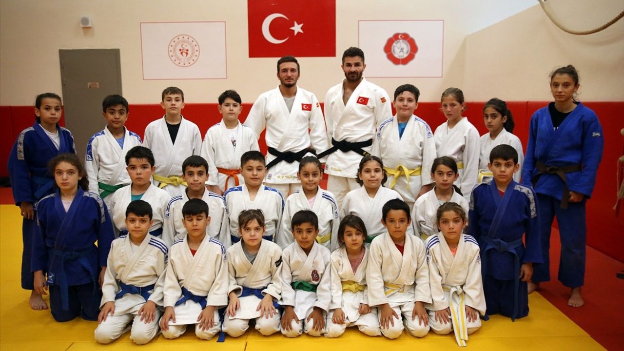 Kastamonu'dan Judoya Yeni Yetenekler: Doç. Dr. Ceylan'ın Proje Başarısı