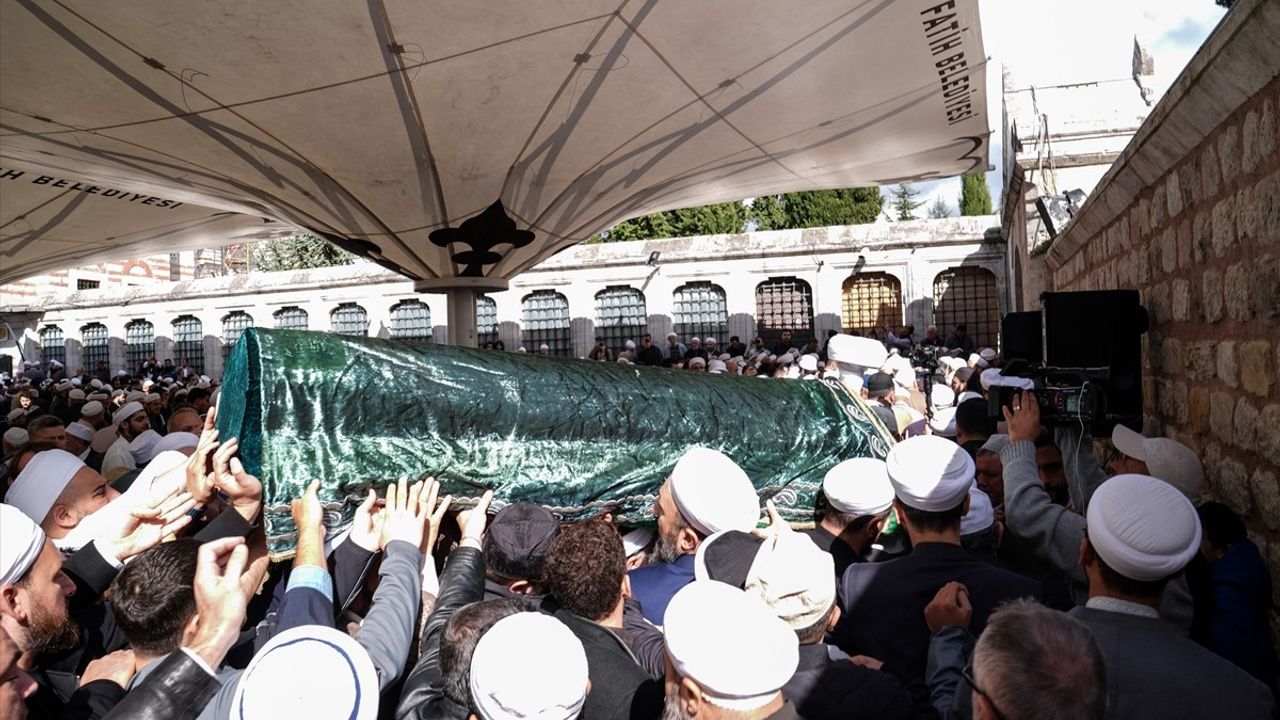 Mahmut Ustaosmanoğlu'nun Oğlu İçin Cenaze Töreni Düzenlendi