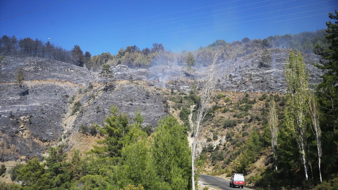 Muğla'daki Orman Yangınlarına Müdahale Sürüyor