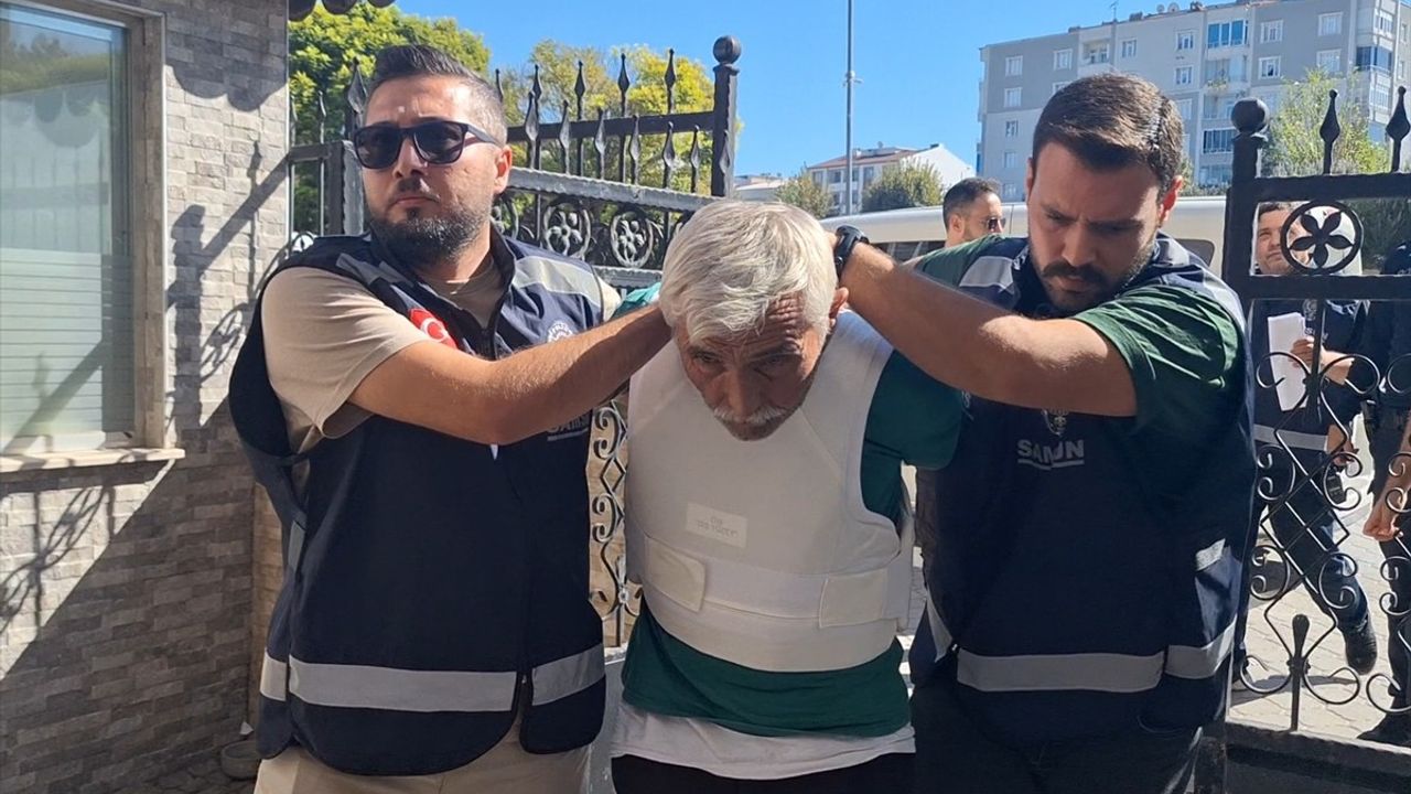 Samsun'da Silahlı Saldırı: Genci Öldüren Şüpheli Adliyeye Sevk Edildi