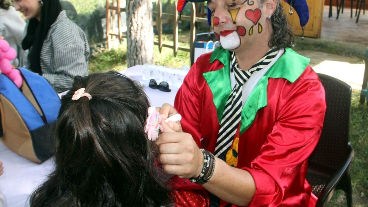 Sinop'ta Dünya Kız Çocukları Günü Coşkuyla Kutlandı