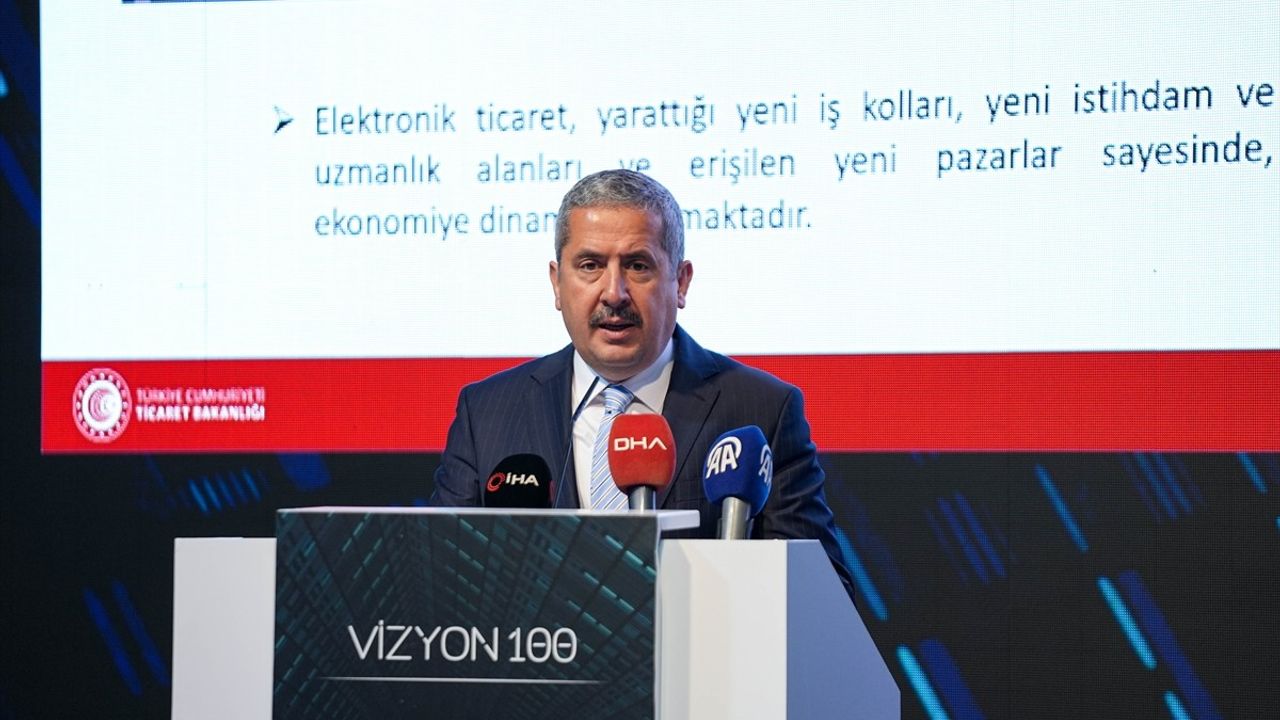 Ticaret Bakanı Bolat, Dijital CEO ve Liderler Zirvesi'nde Yapay Zeka ve İhracat Üzerine Konuştu