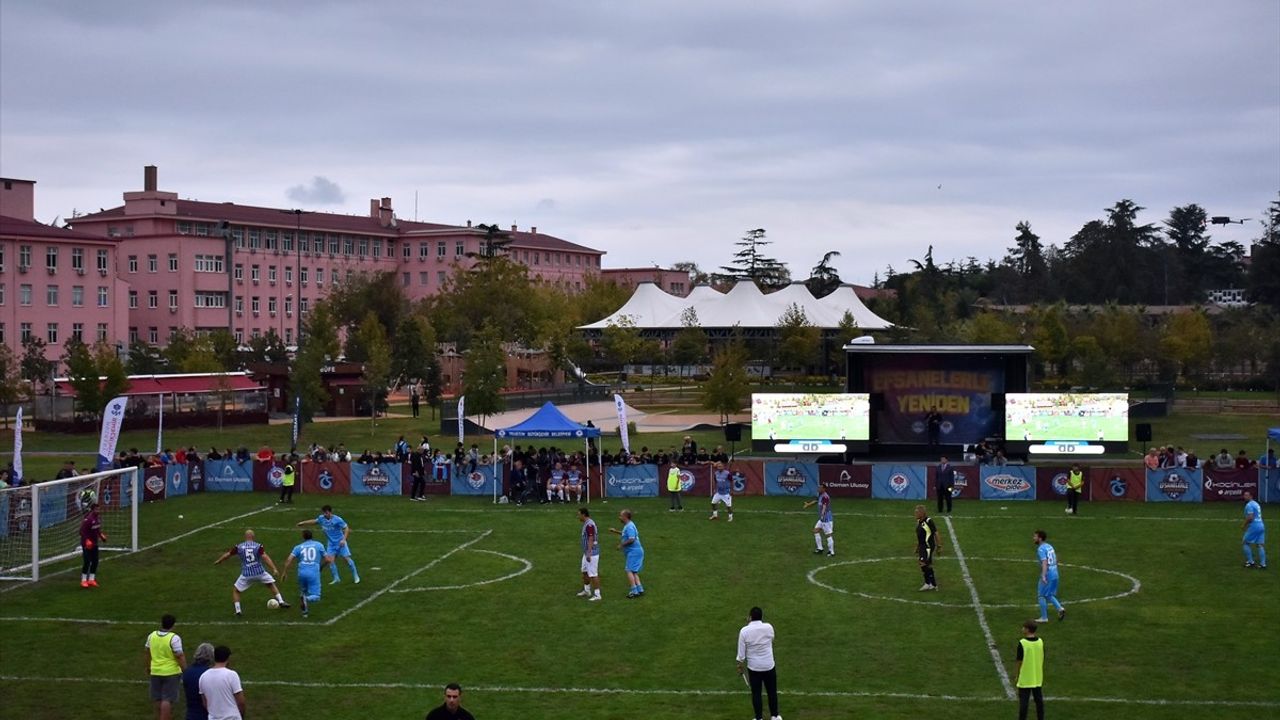 Trabzon'da Efsanelerle Yeniden Futbol Turnuvası Başladı