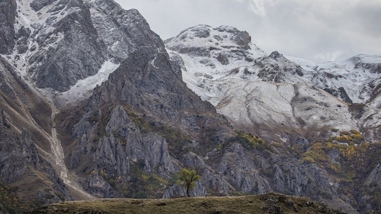 Tunceli Dağları Karla Kaplandı