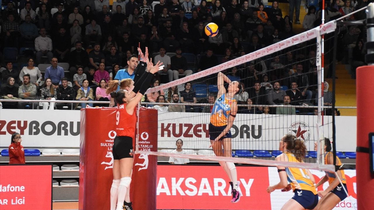 Voleybol Vodafone Sultanlar Ligi: Türk Hava Yolları Kuzeyboru'yu Geçti