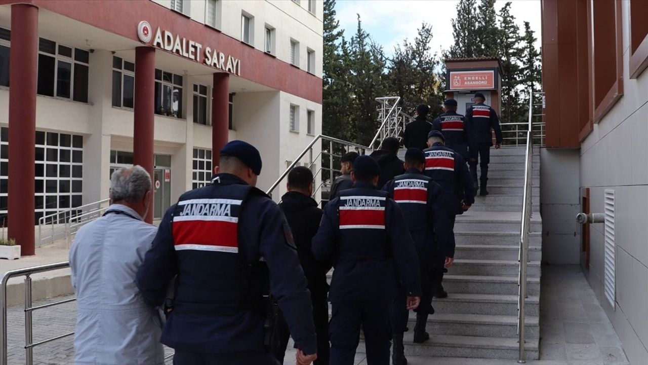 Yalova'da Yediemin Otoparkındaki Araçların Satışı İçin Düzenlenen Operasyon