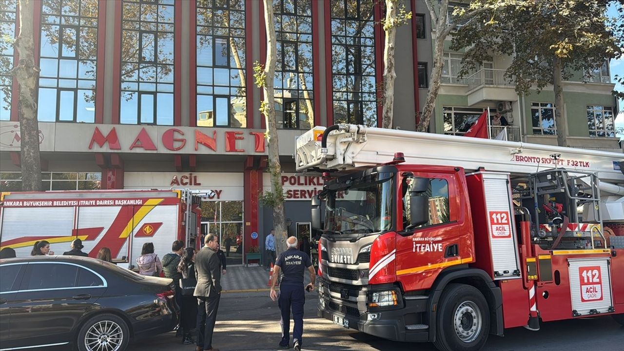 Ankara'da Özel Hastanede Yangın Çıktı