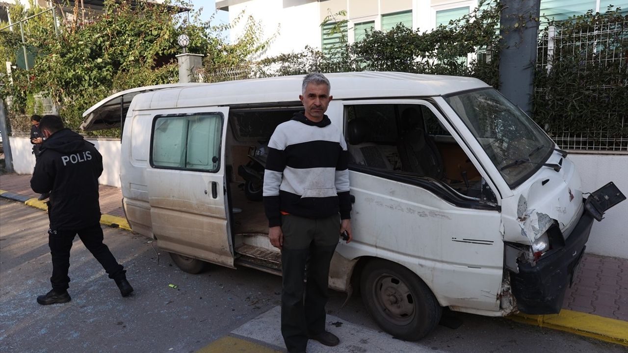 Antalya'da Panelvan Gasbeden Şüpheli Yakalandı