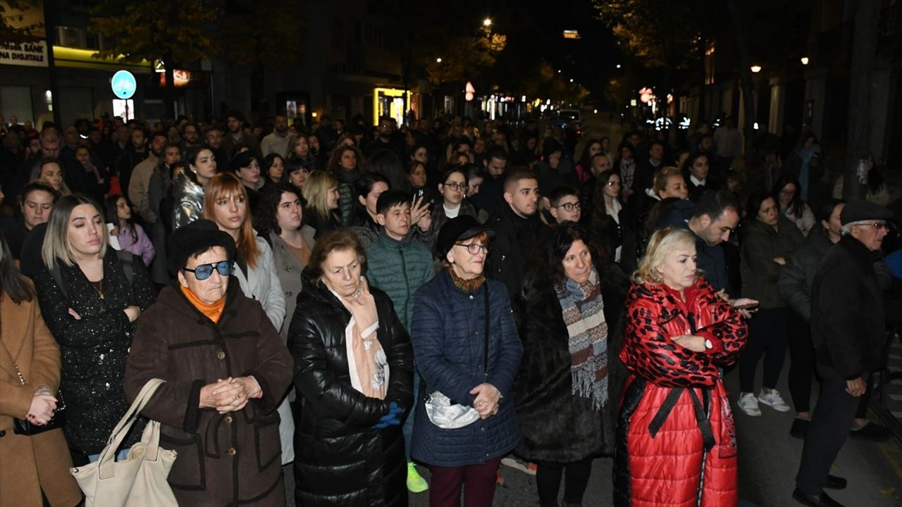 Arnavutluk'ta Akran Şiddetine İsyan: Tiran'da Protesto Düzenlendi