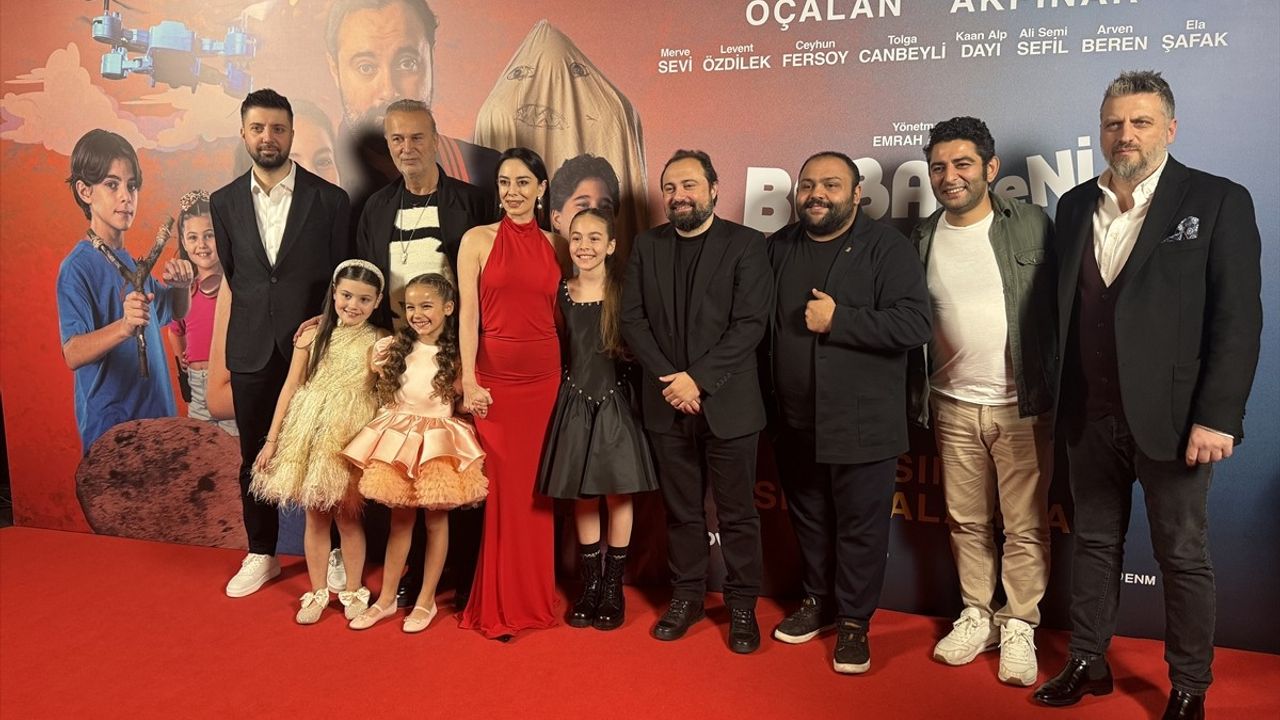 Baba Beni Güldürsene Filminin Gala Töreni İstanbul'da Gerçekleşti